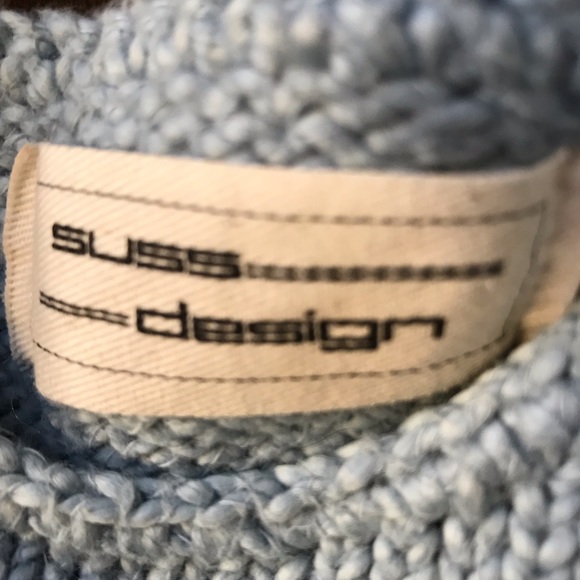 Sweater - Picture 3 of 4